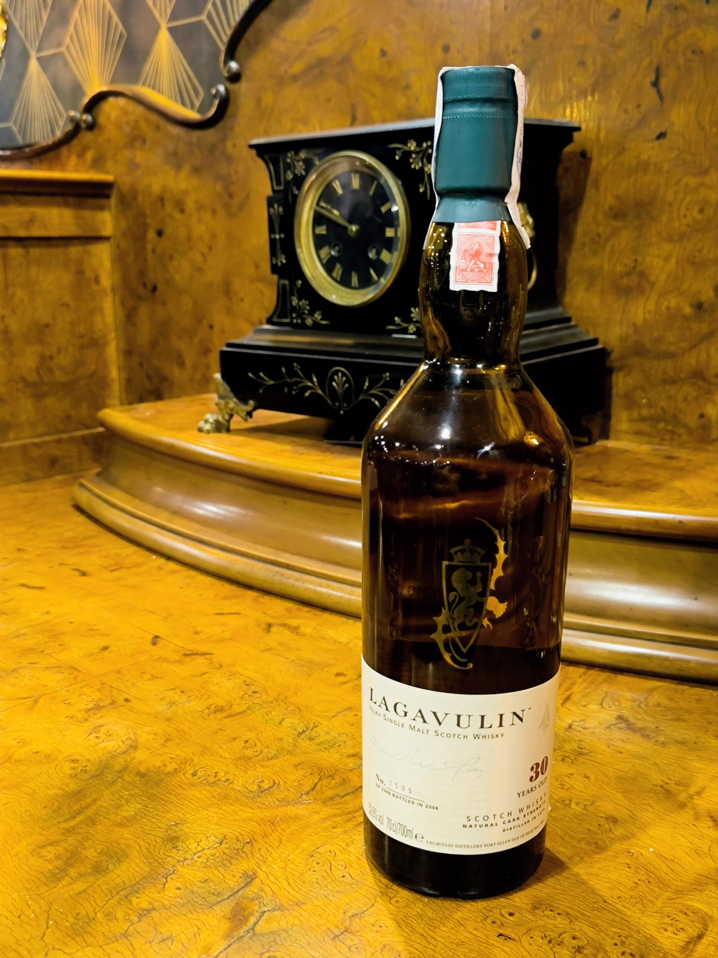 Destilováno 1976. „Oldest ever released by the distillers“ (v té době). Vzácnost: Láhev č. 1595 z pouhých 2340 kusů. Obsah alkoholu: 52,6 % (Natural Cask Strength).